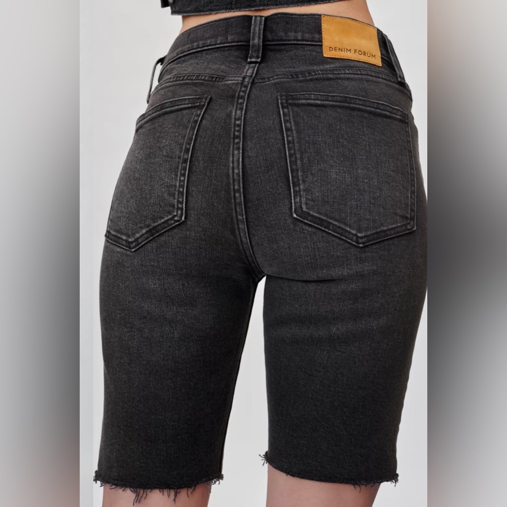 DENIM FORUM ARITZIA the yoko bermuda short black denim size 27